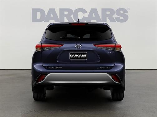 2025 Toyota Highlander Hybrid Platinum