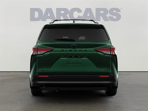 2025 Toyota Sienna Woodland Edition