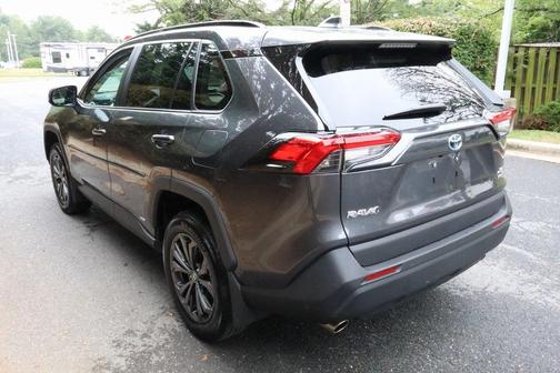 2023 Toyota RAV4 Hybrid XLE Premium