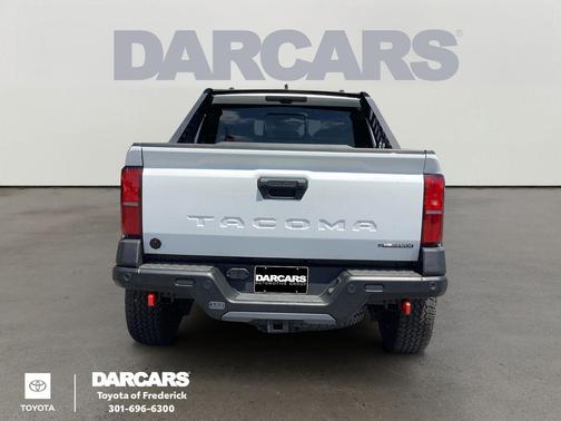 Ice Cap 2026 Toyota Tacoma Hybrid Trailhunter