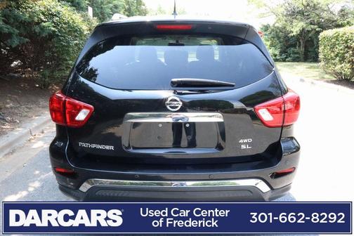 2018 Nissan Pathfinder SL
