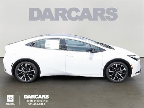 2025 Toyota Prius Plug-In Hybrid XSE Premium