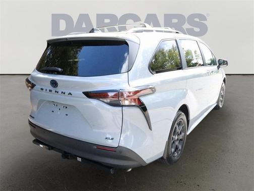 2025 Toyota Sienna Woodland Edition