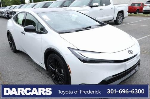 2025 Toyota Prius L
