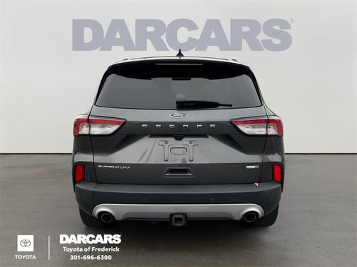 2020 Ford Escape Titanium