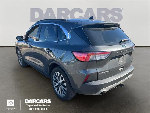 2020 Ford Escape Titanium