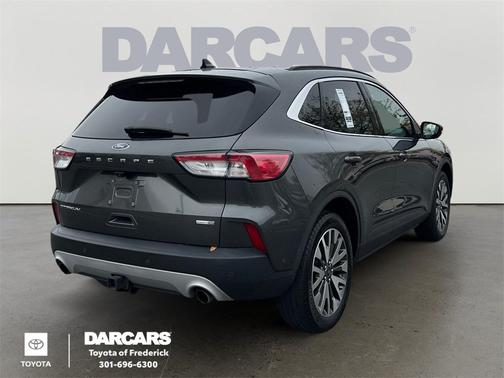 2020 Ford Escape Titanium