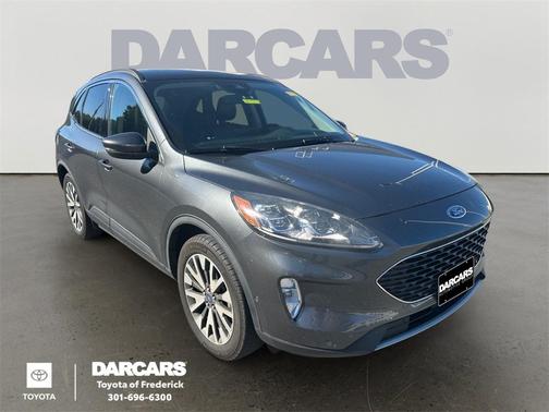 2020 Ford Escape Titanium