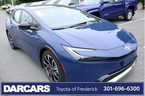 2025 Toyota Prius L