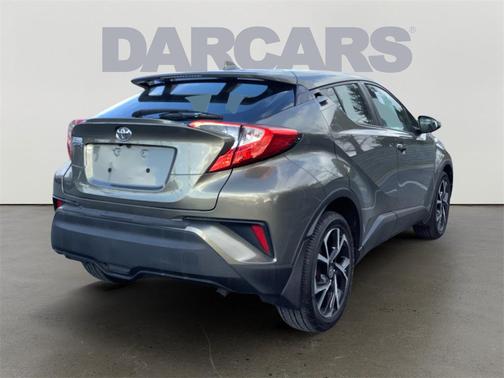2021 Toyota C-HR XLE