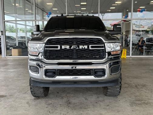 Granite Crystal Metallic Clearcoat 2024 RAM 2500 Tradesman Crew Cab 4x4 6'4' Box