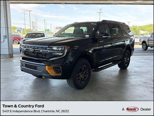 AGATE BLACK METALLIC 2026 Ford Expedition Tremor