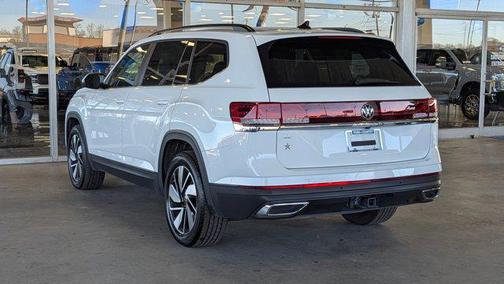 2025 Volkswagen Atlas 2.0T SE w/Technology