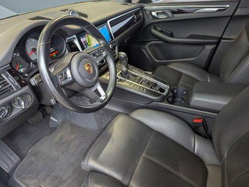 2021 Porsche Macan S
