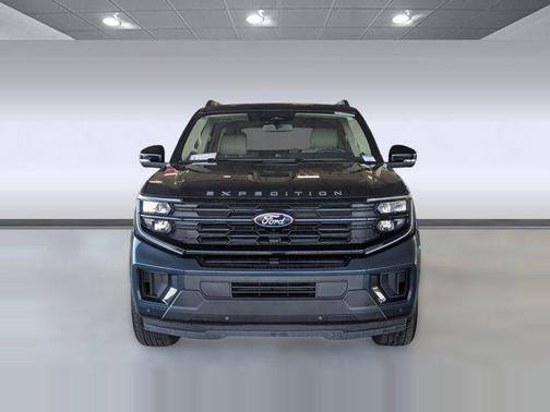 2025 Ford Expedition Max Active 4x2