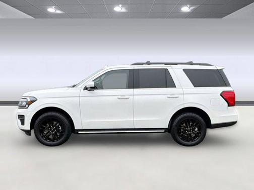 STAR WHITE MET TRI-COAT 2023 Ford Expedition XLT
