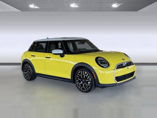 Sunny Side Yellow 2025 MINI Hardtop Cooper S