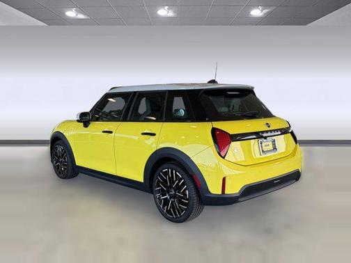 Sunny Side Yellow 2025 MINI Hardtop Cooper S