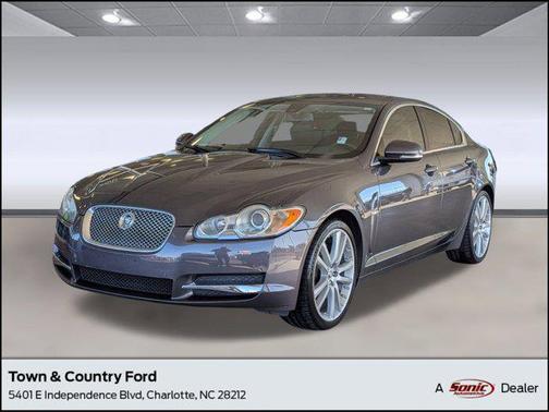 2010 Jaguar XF Premium Luxury