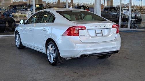 2015 Volvo S60 T5 Premier Plus