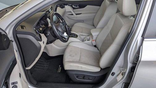 2022 Nissan Rogue Sport SV