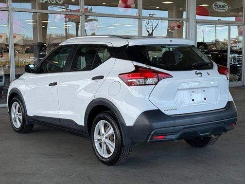 2018 Nissan Kicks S