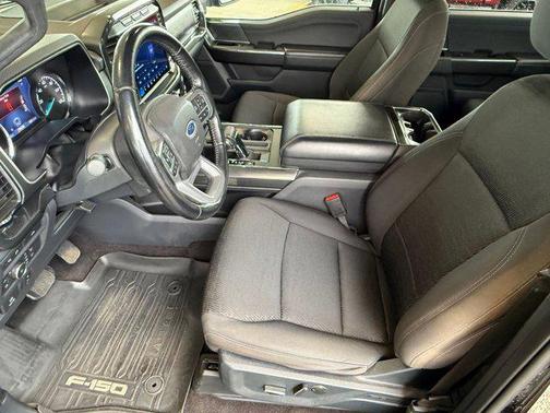 AGATE BLACK METALLIC 2021 Ford F-150 XLT