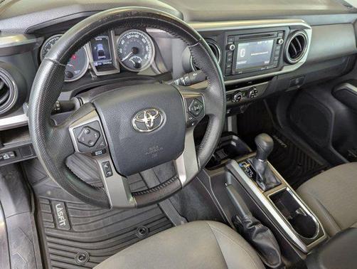 2016 Toyota Tacoma SR5