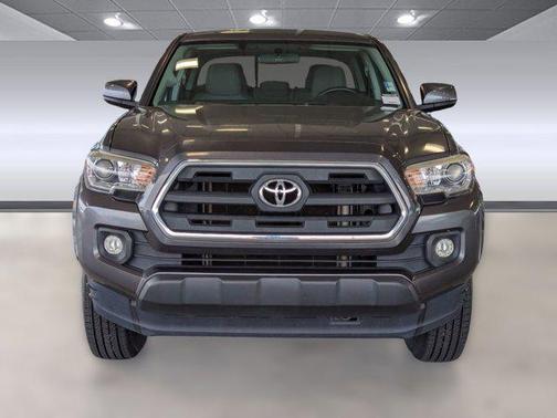 2016 Toyota Tacoma SR5