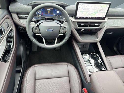 Space White Metallic 2026 Ford Explorer Platinum