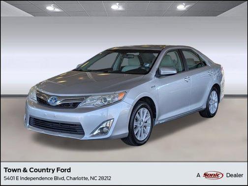 2012 Toyota Camry Hybrid XLE