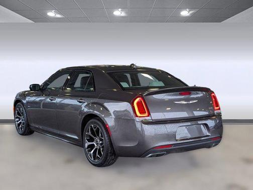 2018 Chrysler 300 S