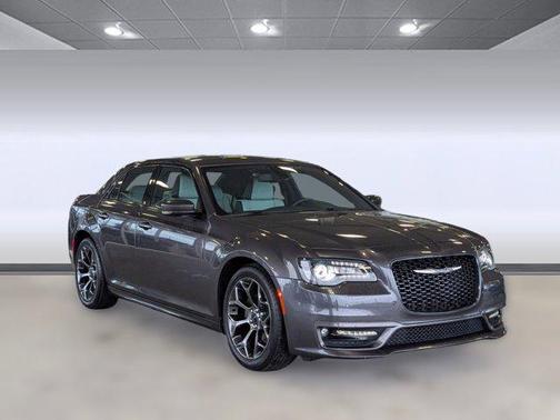 2018 Chrysler 300 S