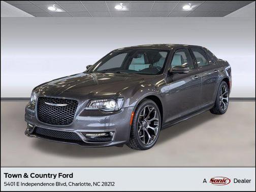 2018 Chrysler 300 S