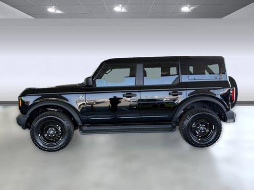 SHADOW BLACK 2026 Ford Bronco Outer Banks