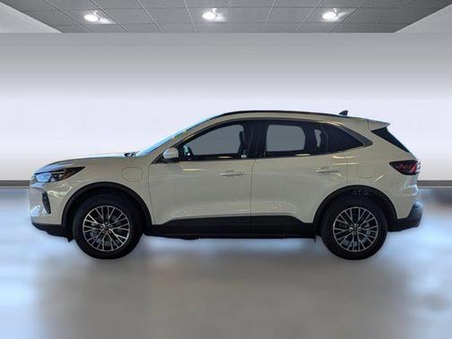 2025 Ford Escape PHEV Base