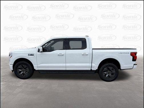 2025 Ford F-150 Lightning LARIAT