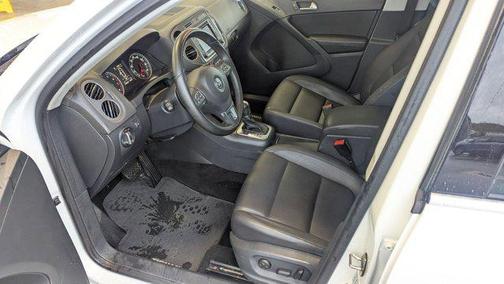 2016 Volkswagen Tiguan SE