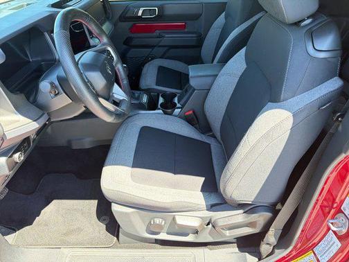 RUBY RED MET TNTD CLEARCOAT 2025 Ford Bronco Base 2 Door 4x4