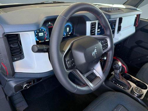 OXFORD WHITE 2026 Ford Bronco Heritage Edition