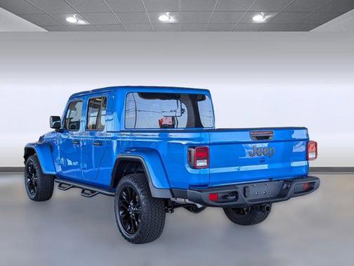 2025 Jeep Gladiator Nighthawk
