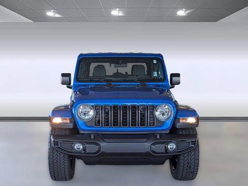 2025 Jeep Gladiator Nighthawk