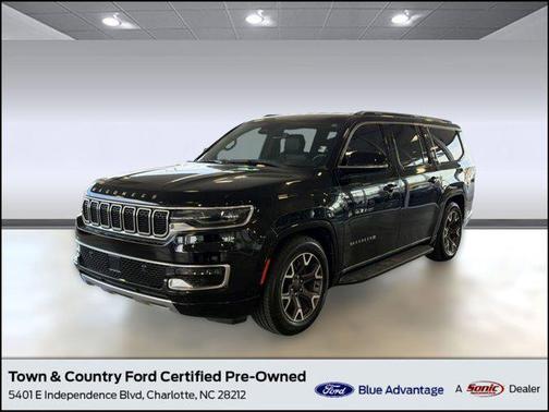 Diamond Black Crystal Pearlcoat 2023 Jeep Wagoneer L Series III 4x4