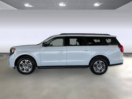 2025 Ford Expedition Max Active 4x4