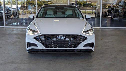 2022 Hyundai SONATA SEL