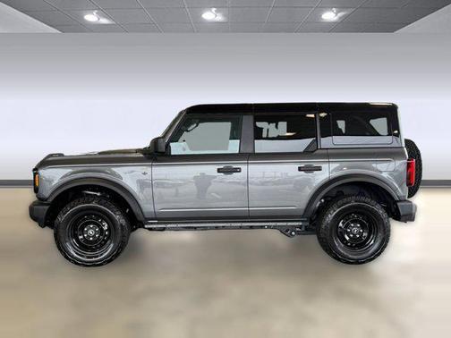 CARBONIZED GRAY METALLIC 2026 Ford Bronco Big Bend