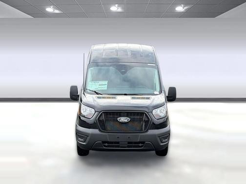 AGATE BLACK METALLIC 2026 Ford Transit-250 Base