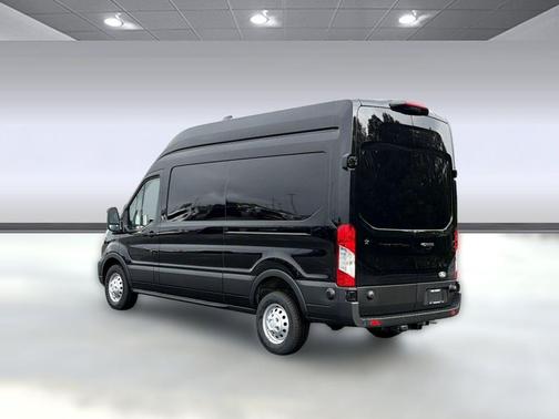 AGATE BLACK METALLIC 2026 Ford Transit-250 Base