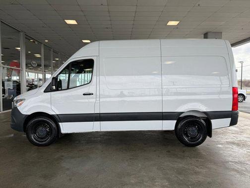 2024 Mercedes-Benz Sprinter 2500 Standard Roof