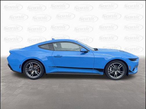 2025 Ford Mustang EcoBoost